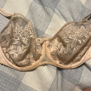 Prima Donna unlined lace bra size UK 30H
